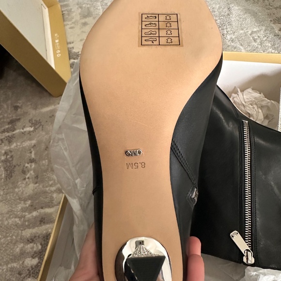 New MK heels boots - Picture 5 of 5
